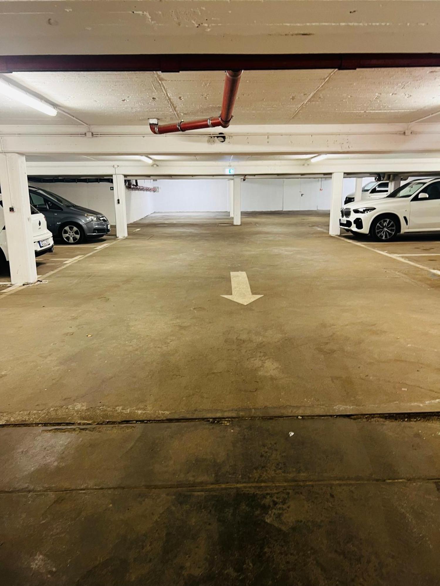 Ladenwohnung In Kreuzberg Mit Parkplatz In Einer Tiefgarage برلين المظهر الخارجي الصورة